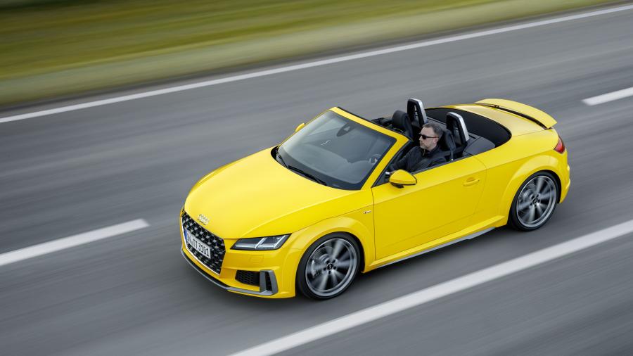  Audi TT Roadster S-Line (8S) 2018 года  (WW) (фото 16 из 33)